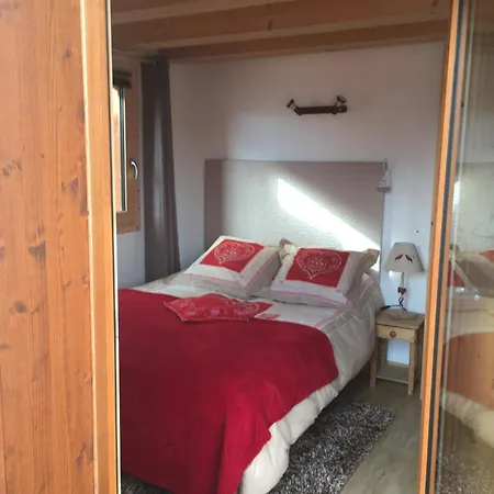 1300m Le Praz Le Freney Soluna Horská chata *