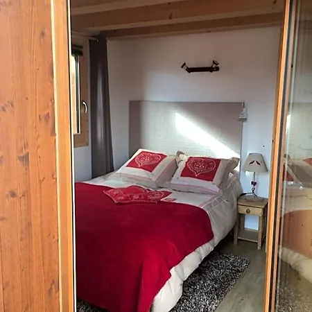1300m Le Praz Le Freney Soluna شاليه